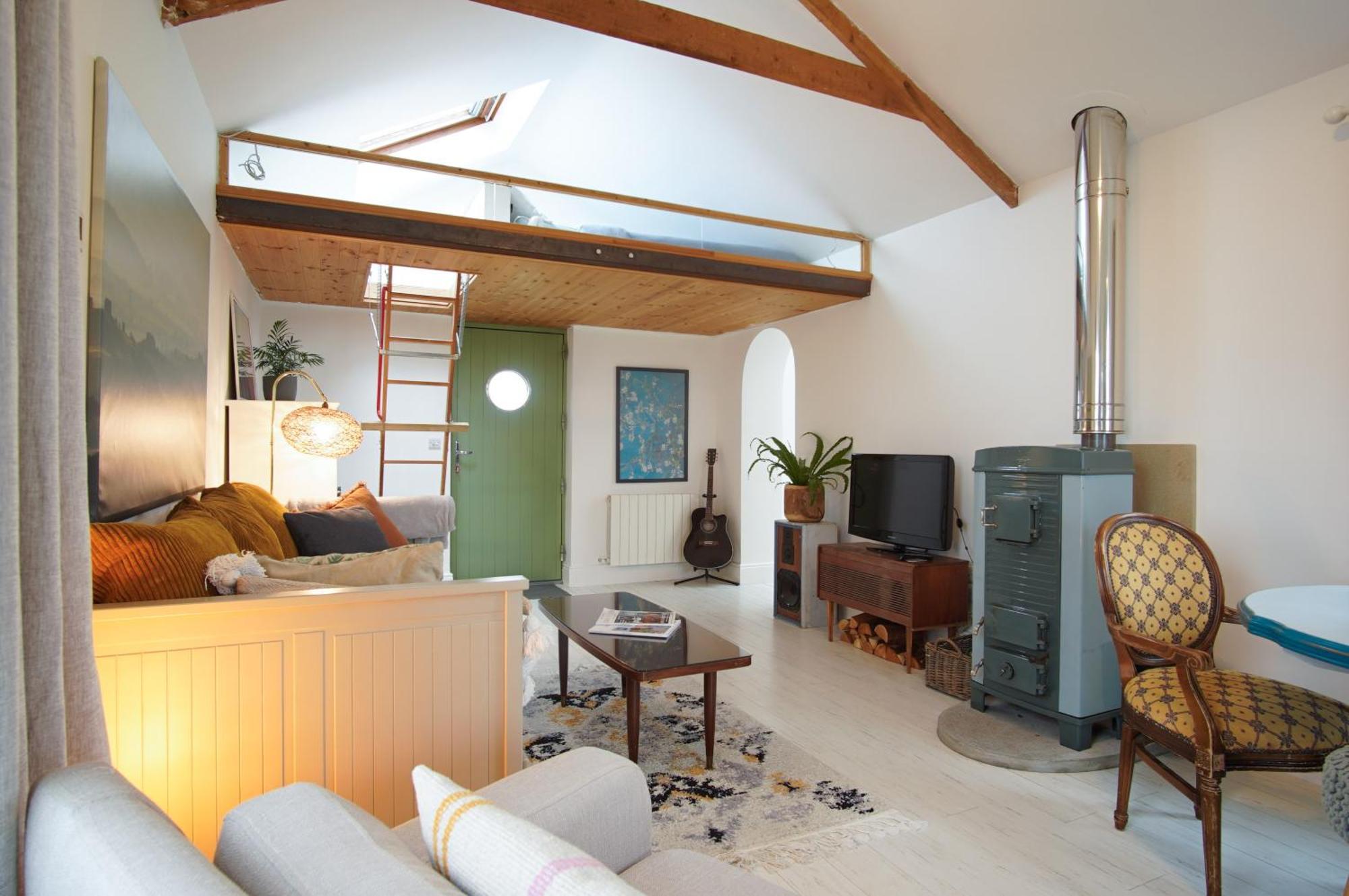コークThe Carton Store Loft Aptアパートメント エクステリア 写真